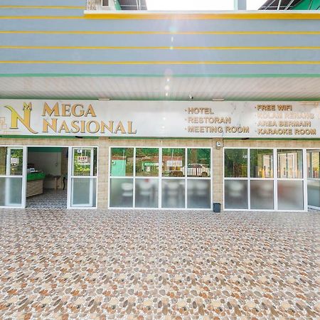 Mega Nasional Seaview Hotel Gunungsitoli Bagian luar foto