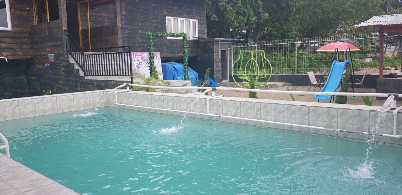 Mega Nasional Seaview Hotel Gunungsitoli Bagian luar foto